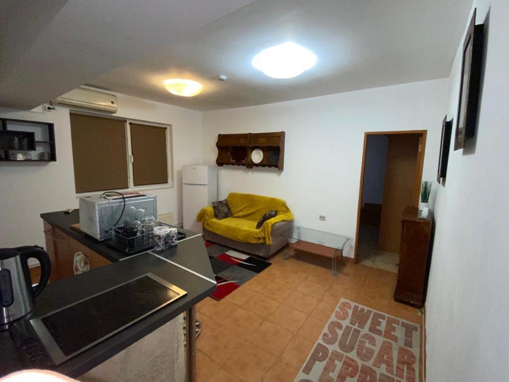 Apartament Cochet Apartment Bucharest Exterior photo